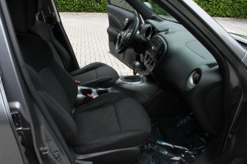 Nissan Juke S FWD 2014