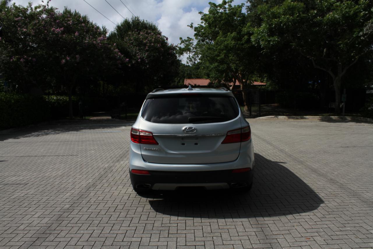 Hyundai Santa Fe GLS FWD 2013