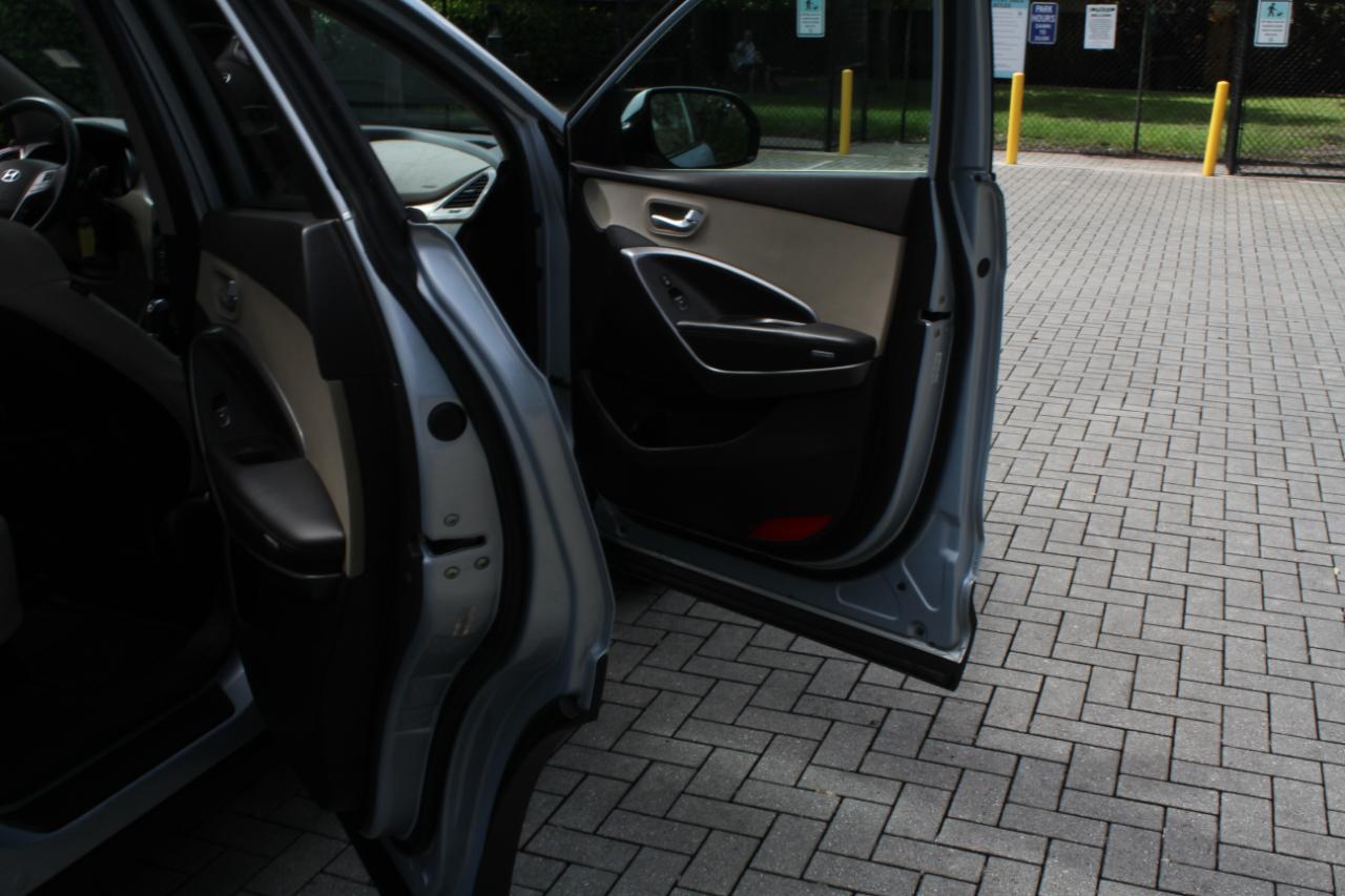 Hyundai Santa Fe GLS FWD 2013