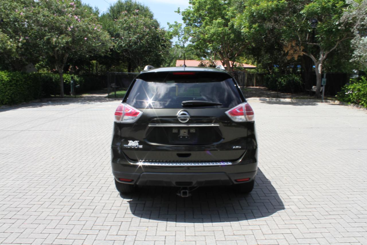 2016 Nissan Rogue - $5,800