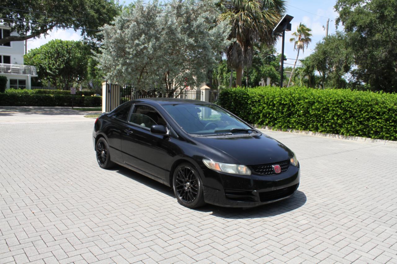 Honda Civic LX coupe 2011