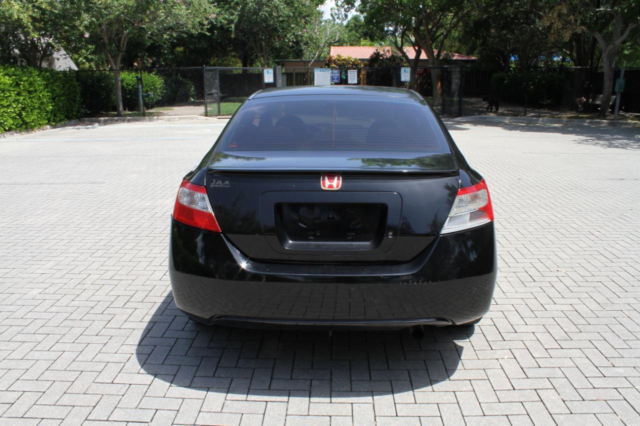 Honda Civic LX coupe 2011