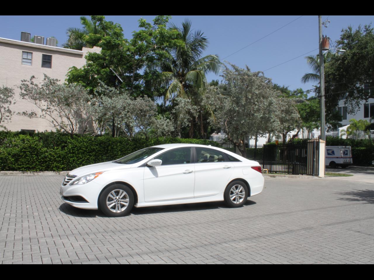 Hyundai Sonata GLS 2014