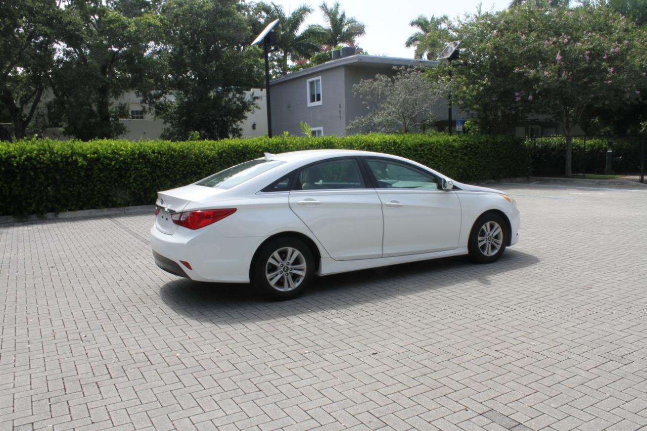 Hyundai Sonata GLS 2014
