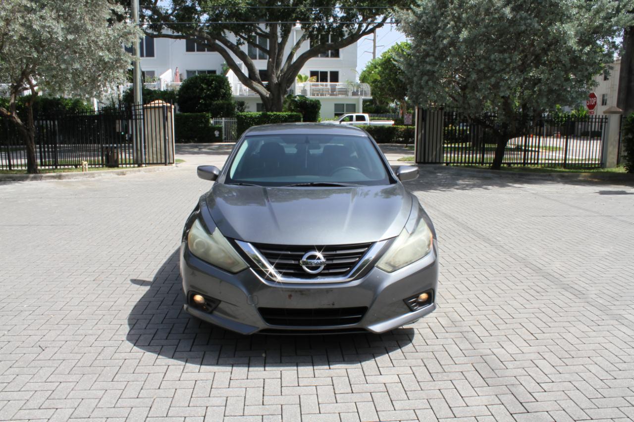 Nissan Altima 2.5 SR 2016