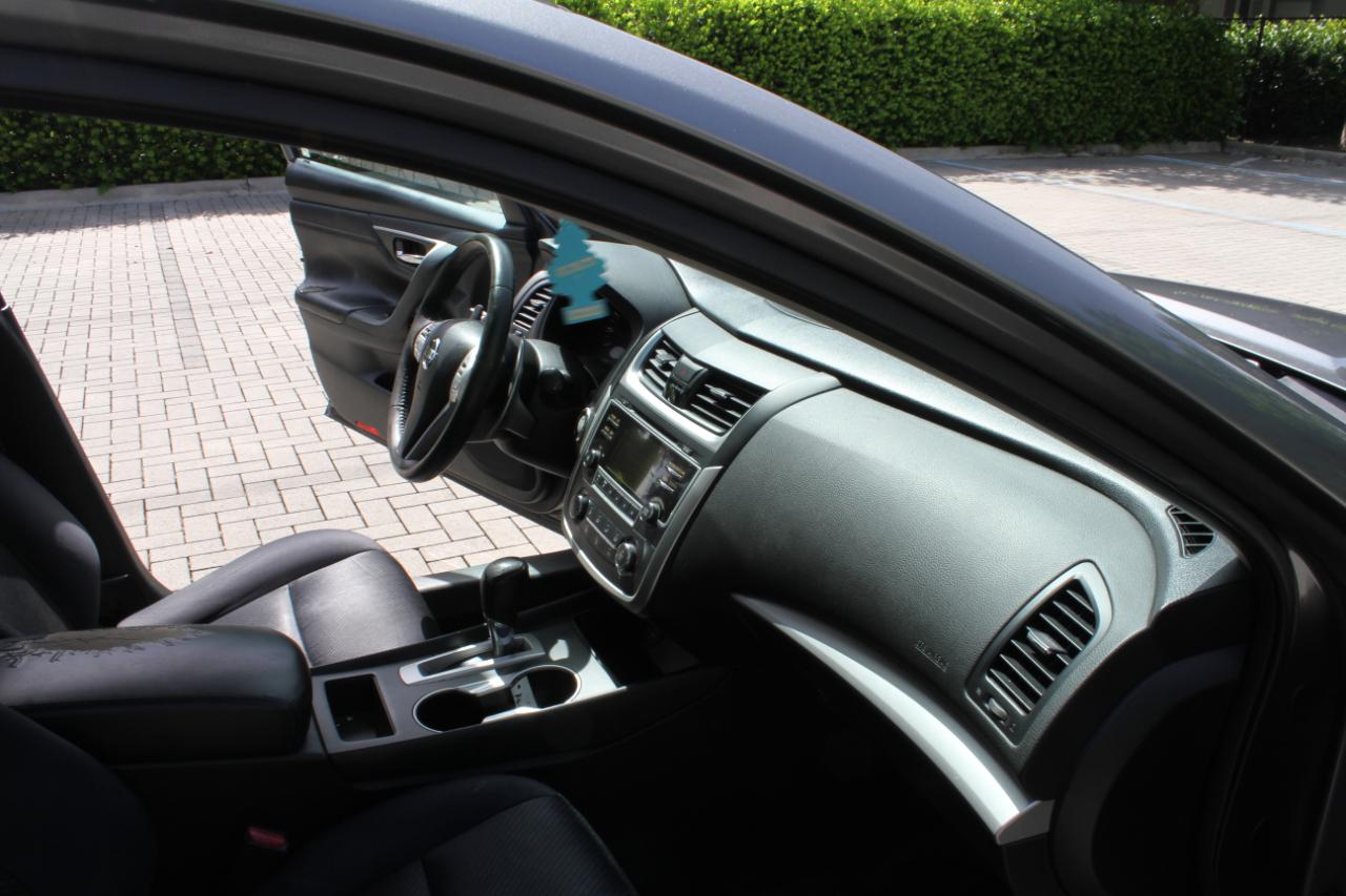 Nissan Altima 2.5 SR 2016