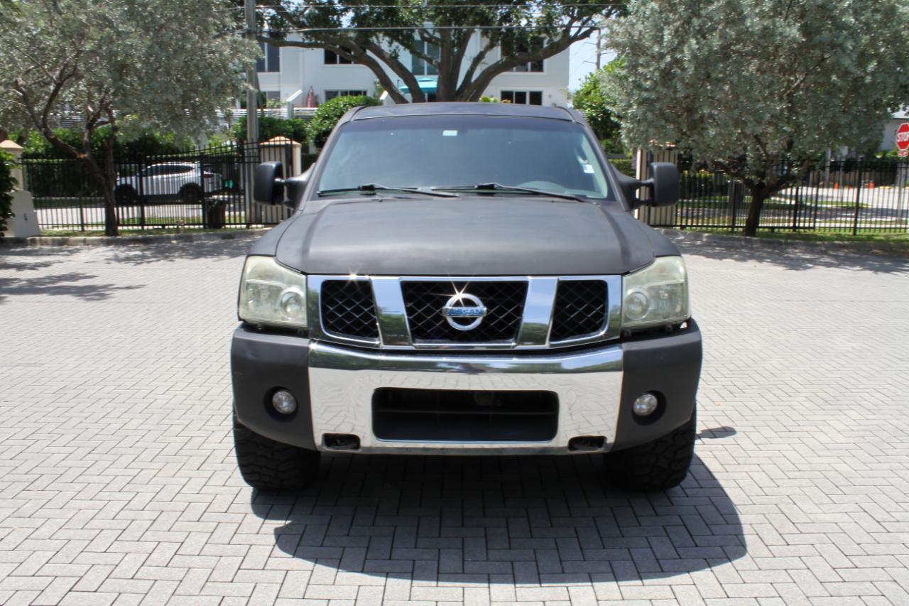 Nissan Titan LE Crew Cab 4WD 2007