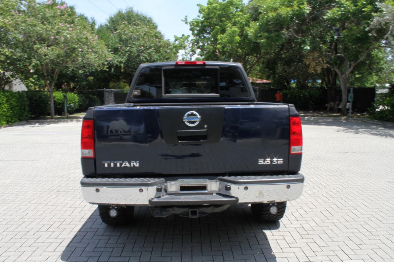 Nissan Titan LE Crew Cab 4WD 2007