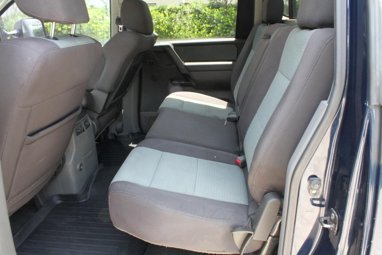 Nissan Titan LE Crew Cab 4WD 2007
