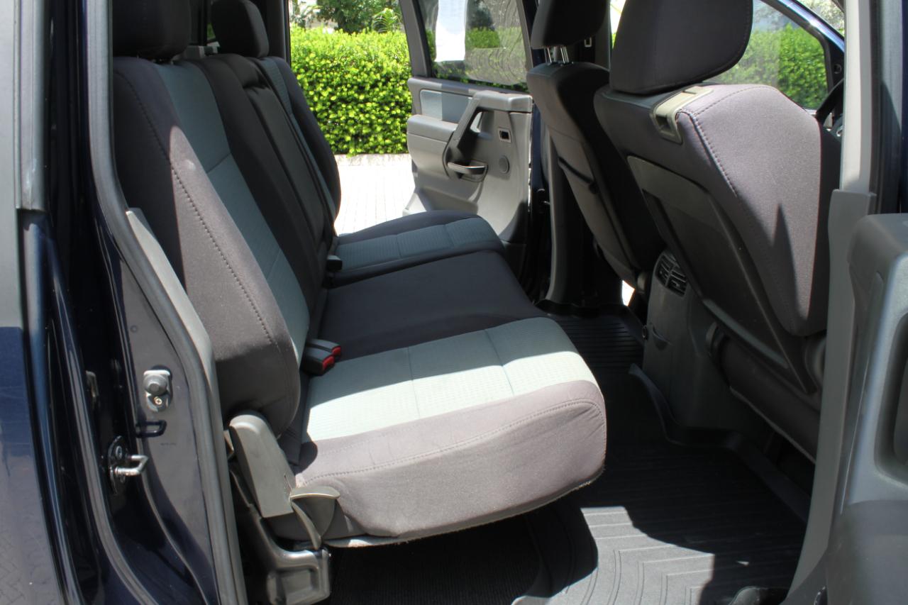Nissan Titan LE Crew Cab 4WD 2007