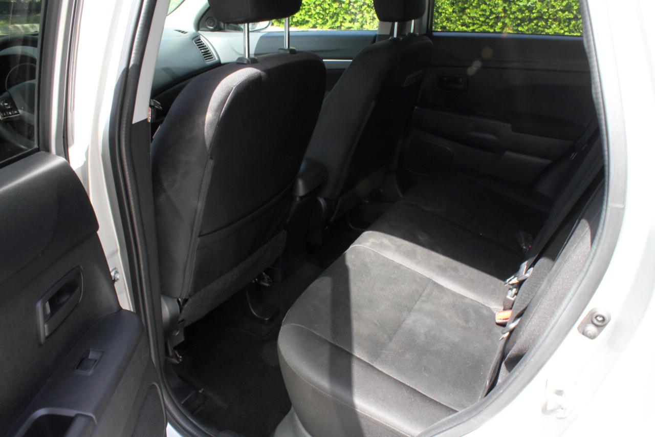Mitsubishi Outlander Sport ES 2WD 2015