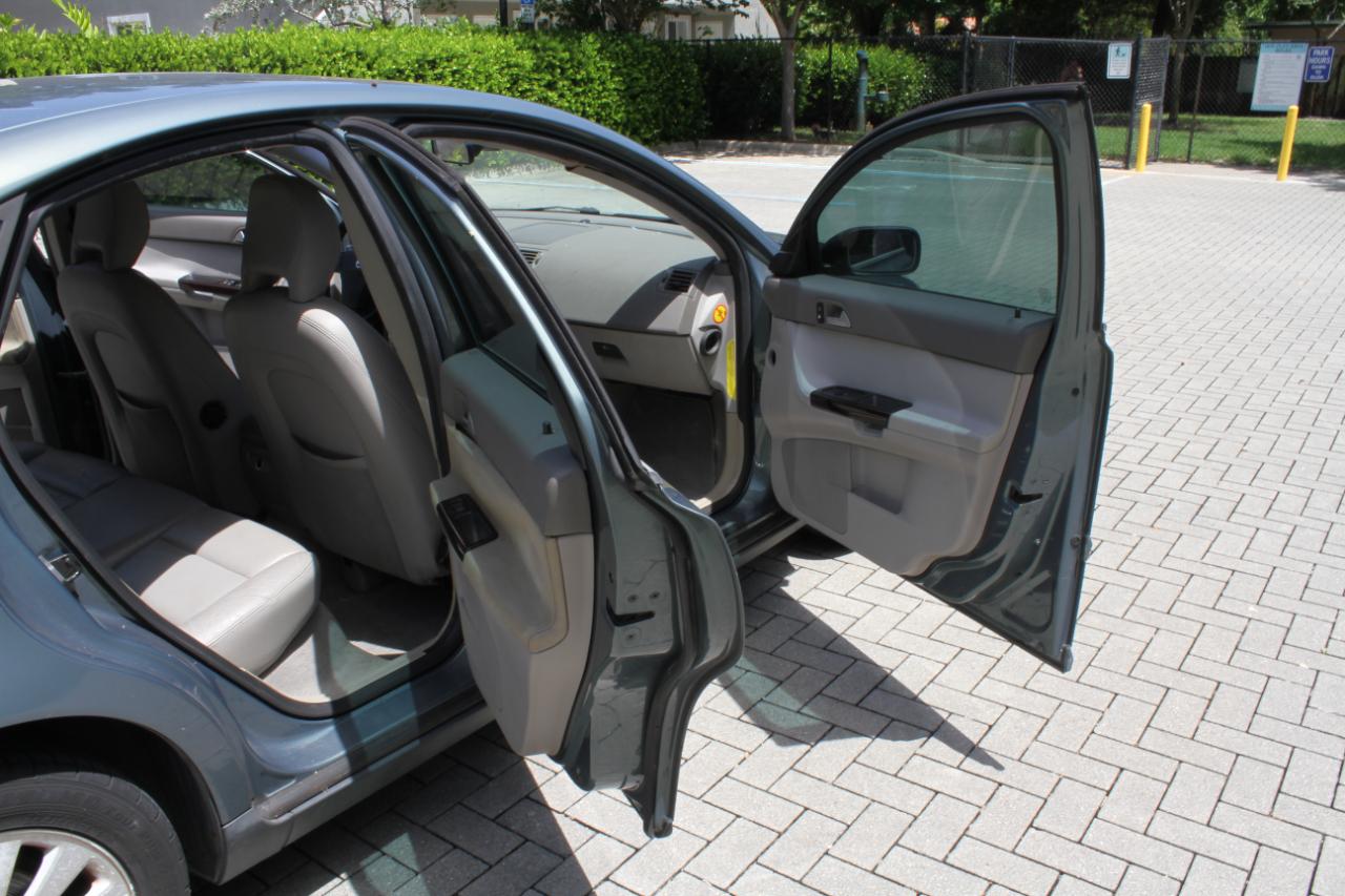Volvo S40 (2004.5) 2.4i 2004