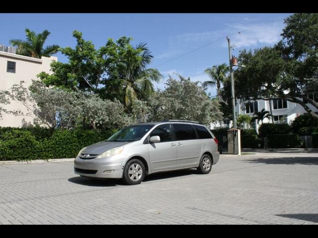 2008 Toyota Sienna XLE Limited