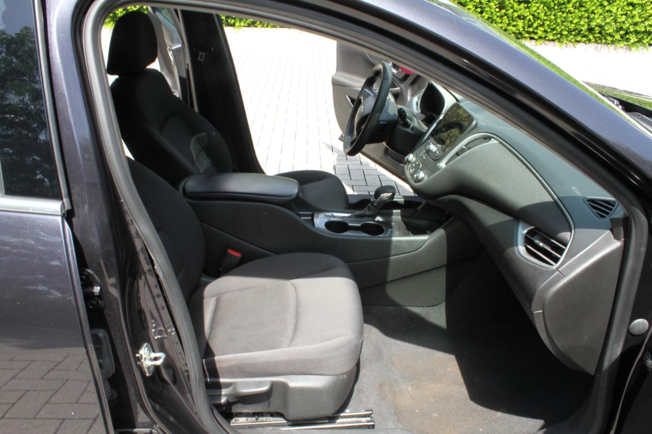 Chevrolet Malibu LS 2023