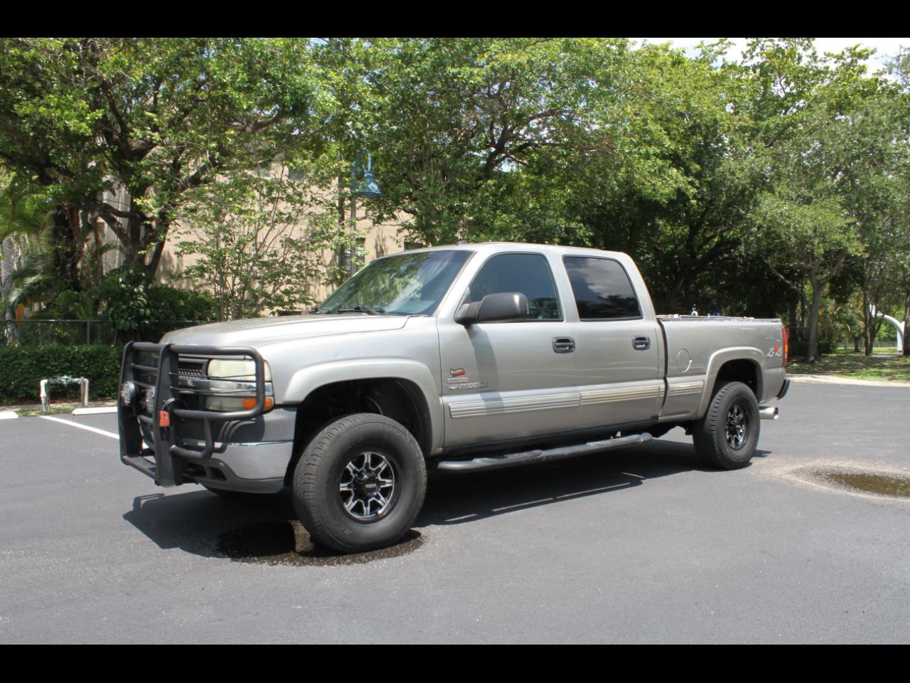 2002 Chevrolet Silverado 2500HD Crew Cab Short Bed 4WD