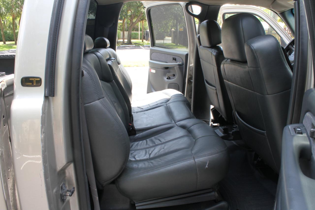 Chevrolet Silverado 2500HD Crew Cab Short Bed 4WD 2002