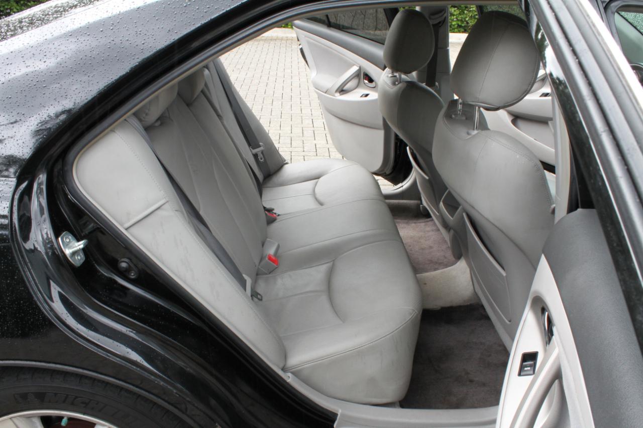 Toyota Camry SE 4D Sedan 2011