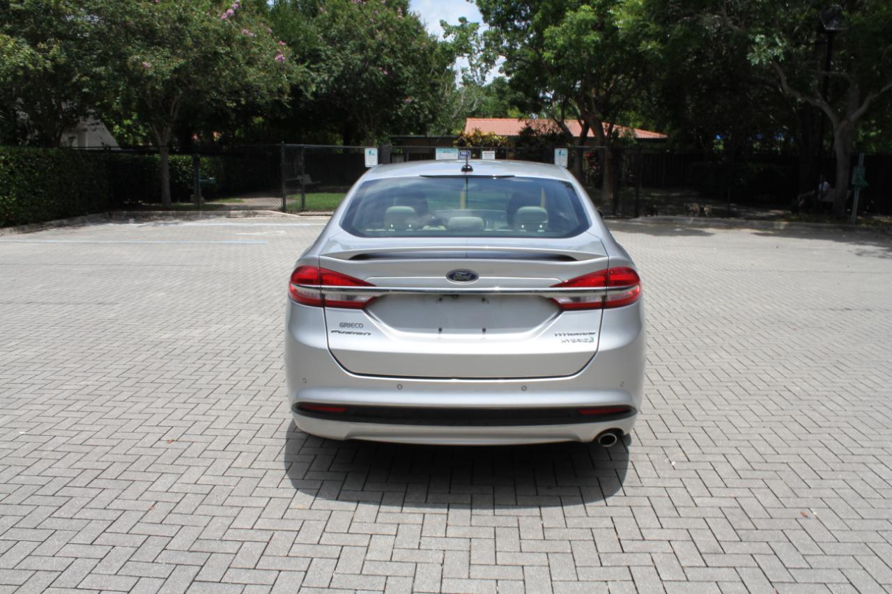 Ford Fusion Hybrid Titanium 2018
