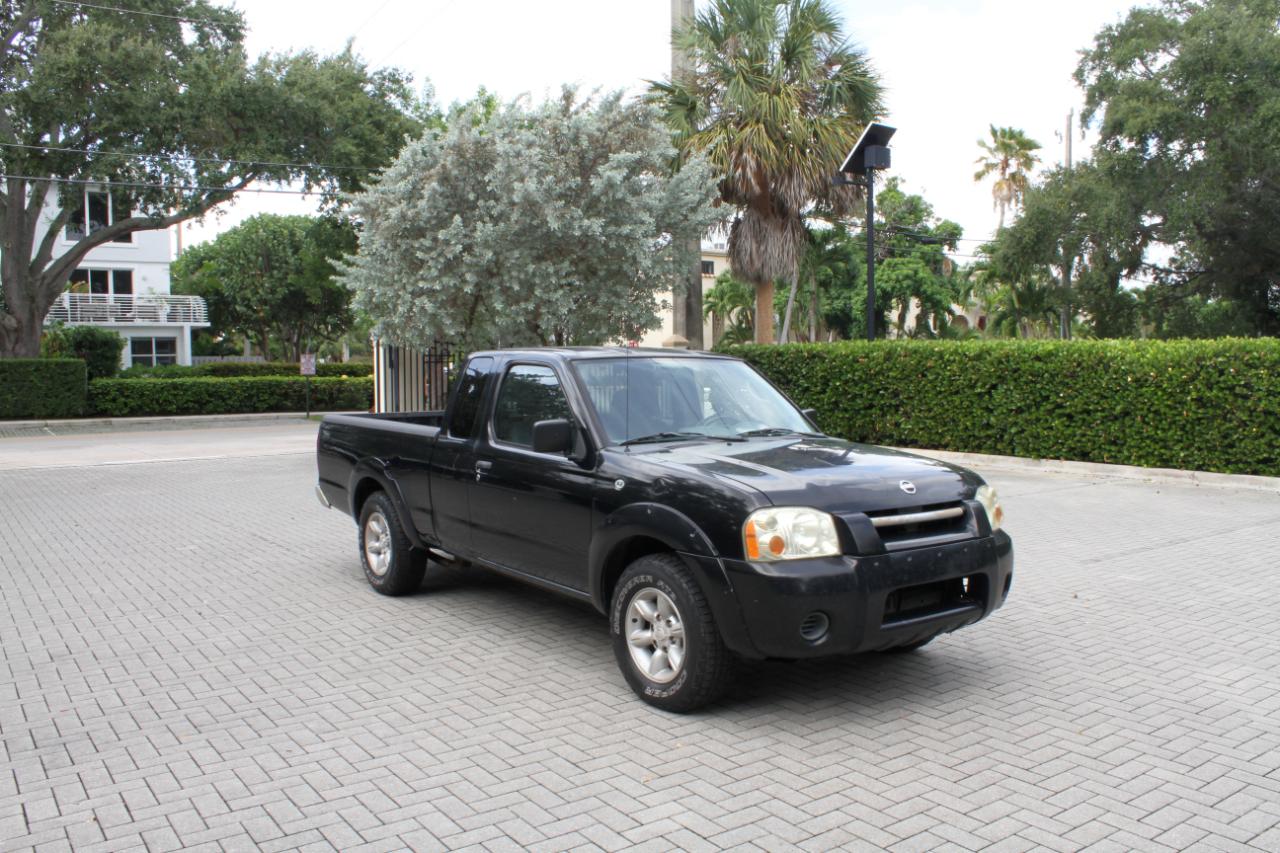 2002 Nissan Frontier - $3,900