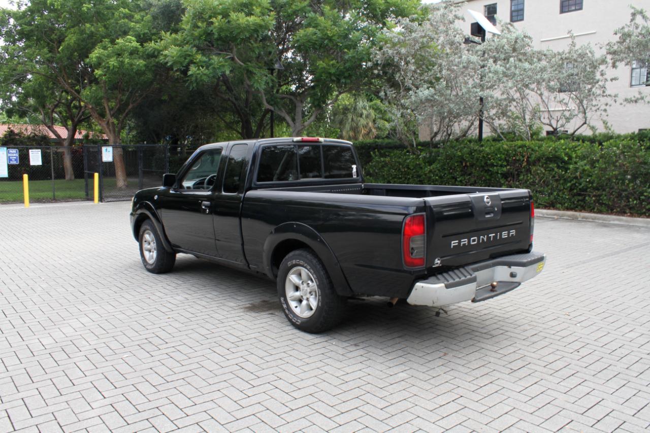 2002 Nissan Frontier - $3,900