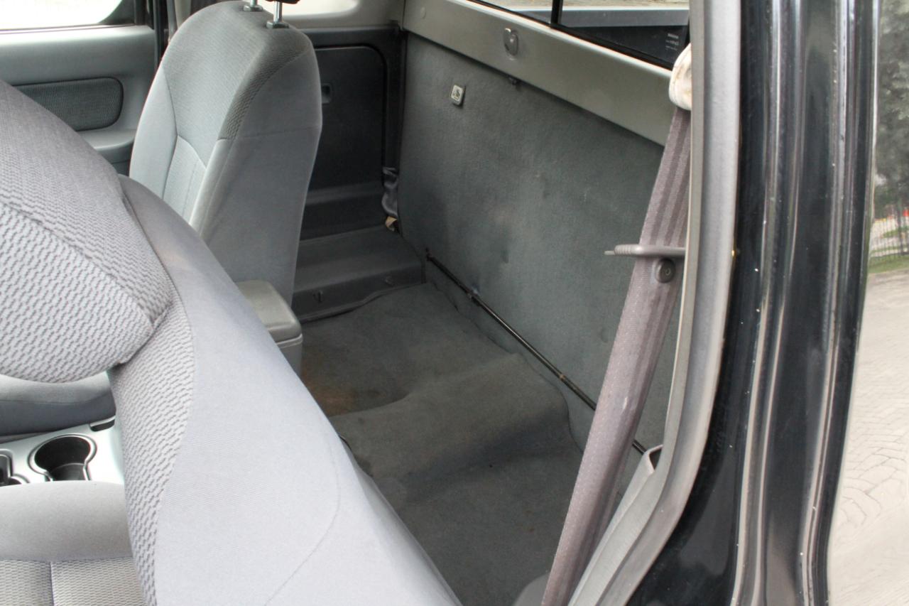 2002 Nissan Frontier - $3,900