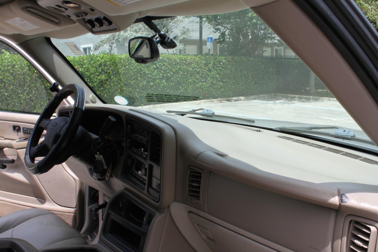 Chevrolet Tahoe 2WD 2005
