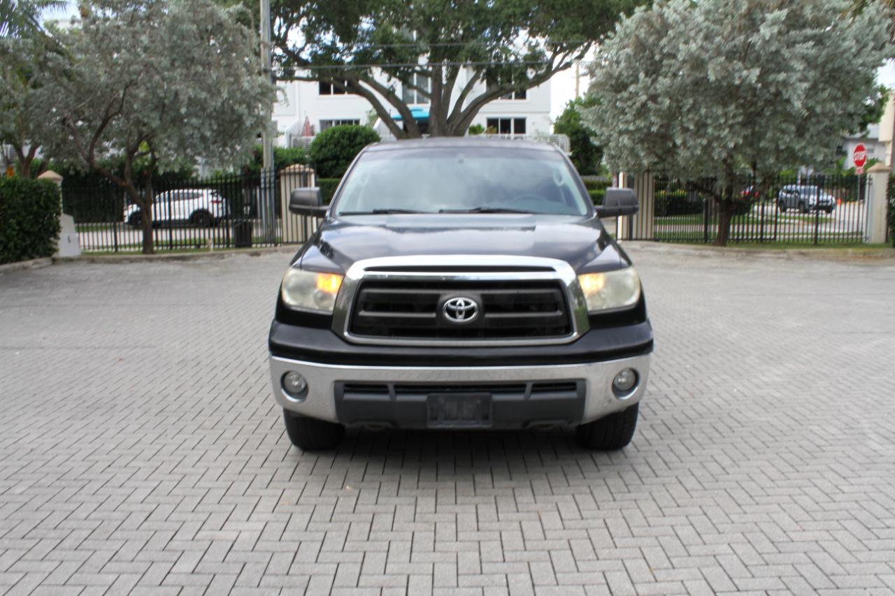 Toyota Tundra Tundra-Grade Double Cab 4.6L 4WD 2012