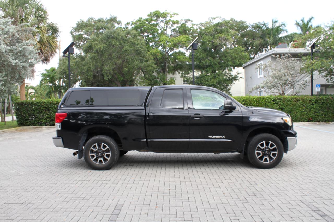 Toyota Tundra Tundra-Grade Double Cab 4.6L 4WD 2012