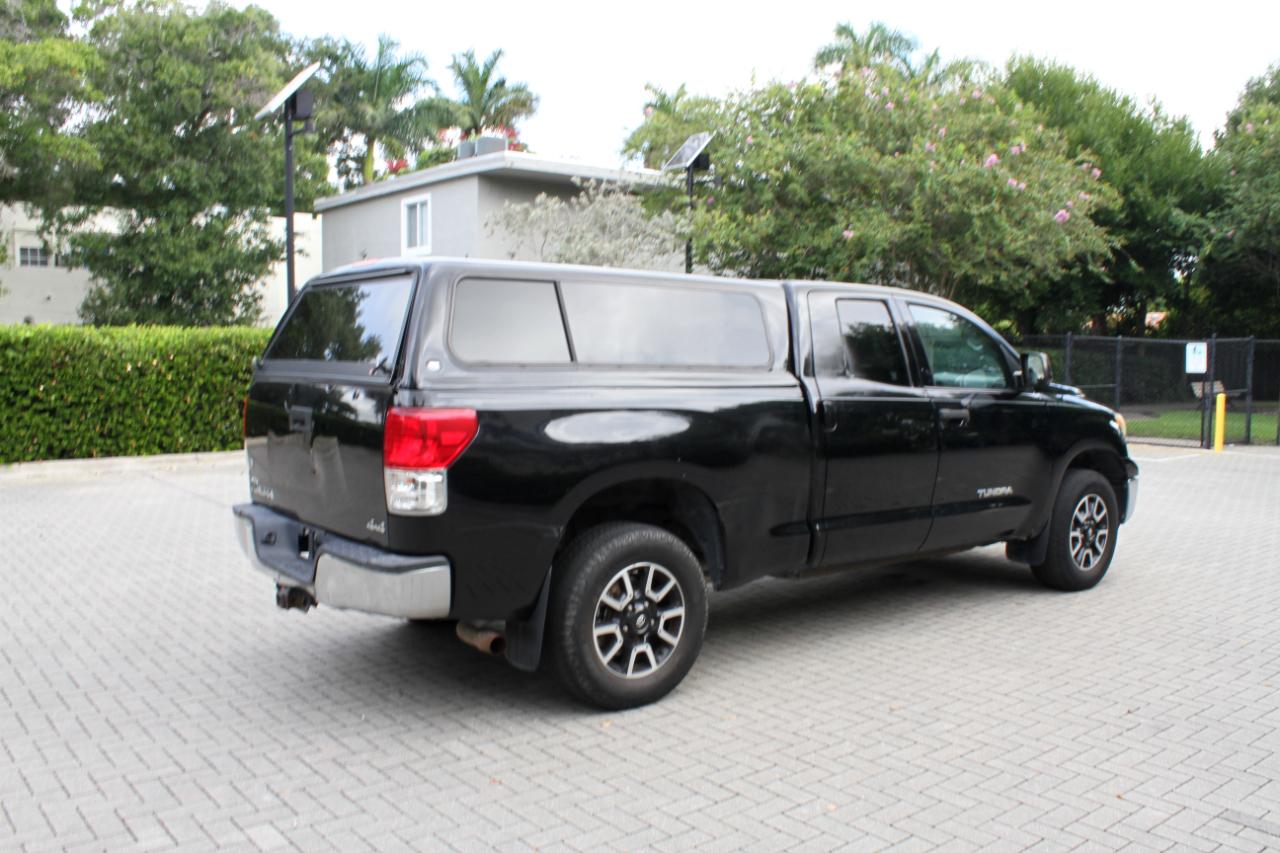 Toyota Tundra Tundra-Grade Double Cab 4.6L 4WD 2012