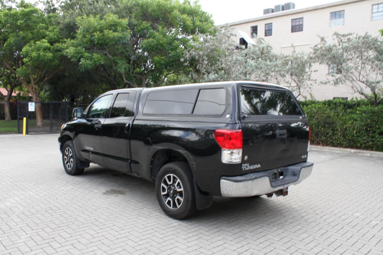 Toyota Tundra Tundra-Grade Double Cab 4.6L 4WD 2012
