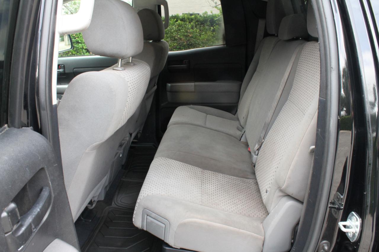 Toyota Tundra Tundra-Grade Double Cab 4.6L 4WD 2012