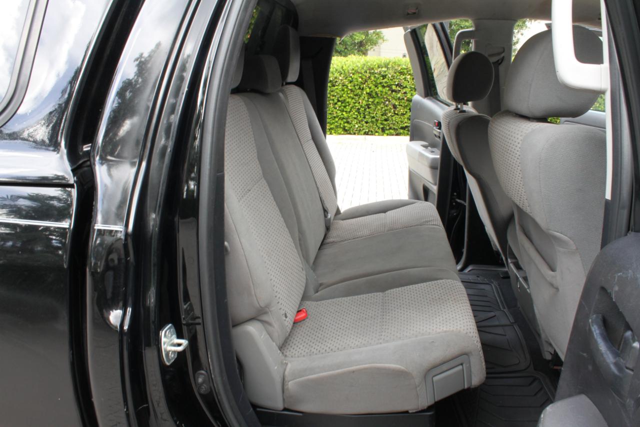 Toyota Tundra Tundra-Grade Double Cab 4.6L 4WD 2012