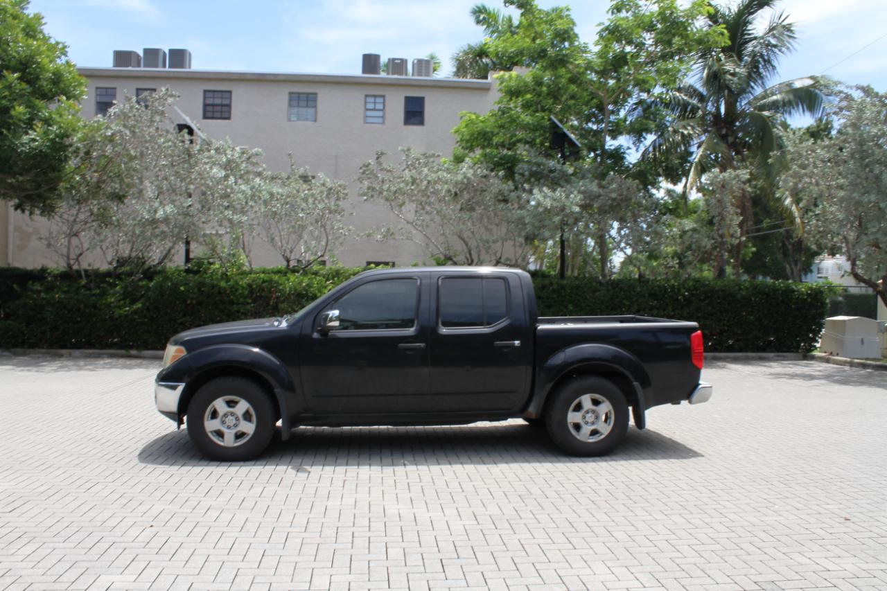 Nissan Frontier SE Crew Cab 4WD 2005