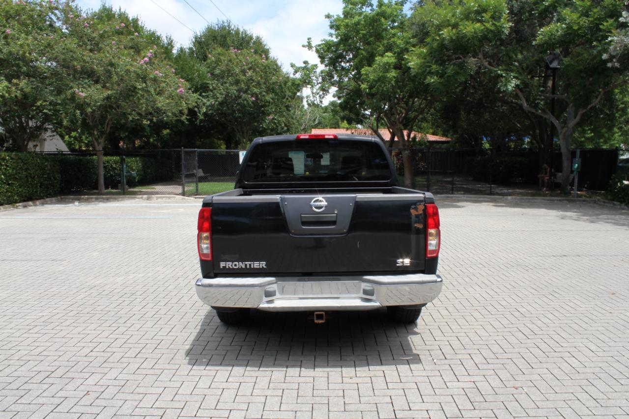 Nissan Frontier SE Crew Cab 4WD 2005