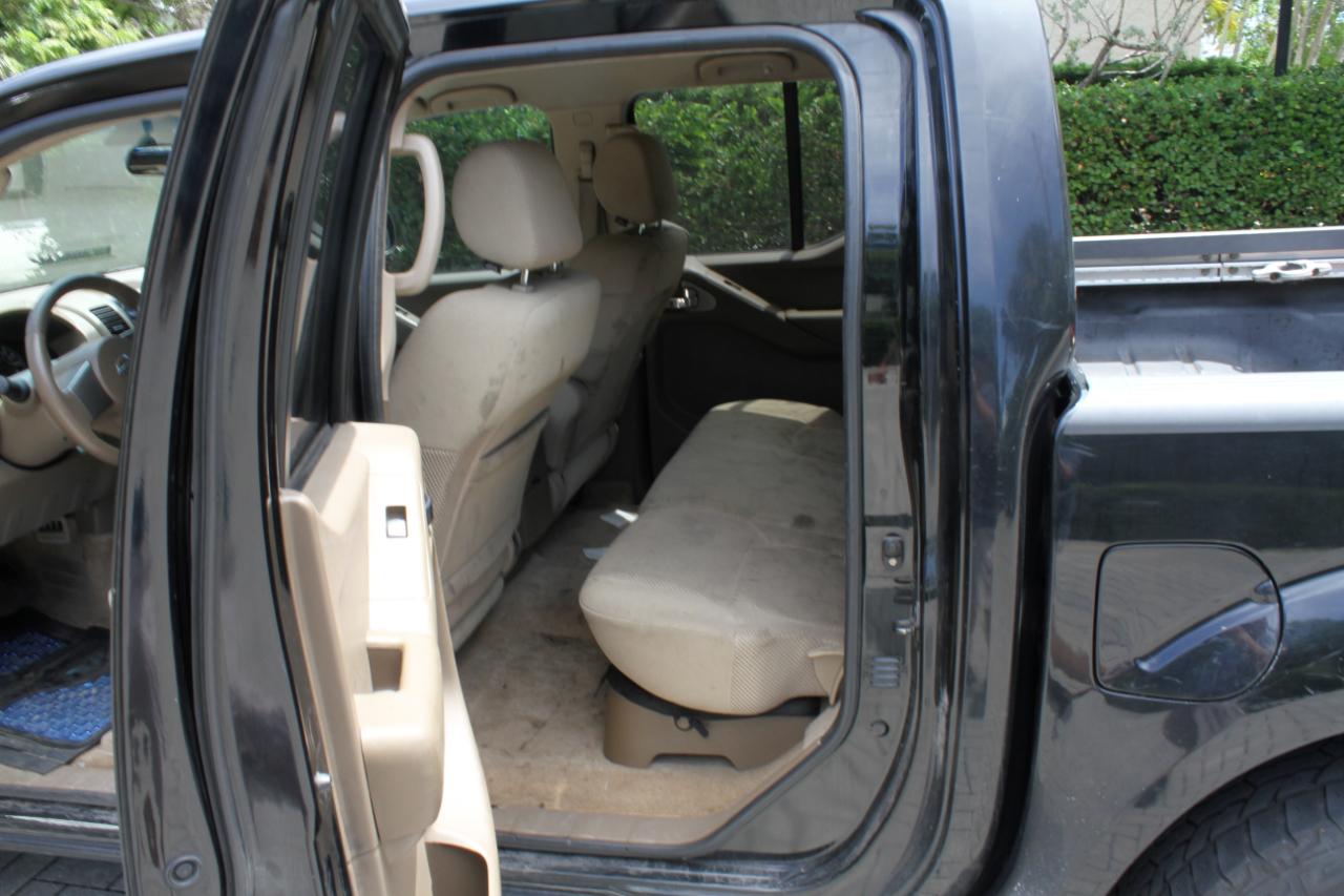Nissan Frontier SE Crew Cab 4WD 2005
