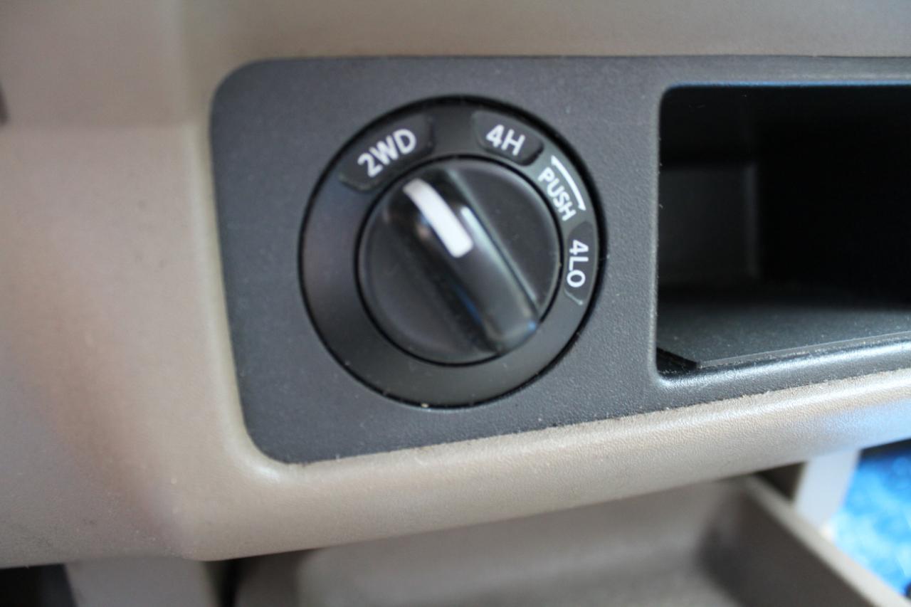 Nissan Frontier SE Crew Cab 4WD 2005