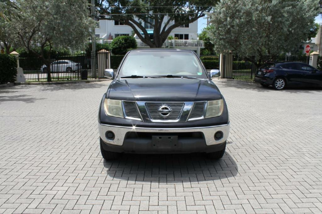 Nissan Frontier SE Crew Cab 4WD 2005