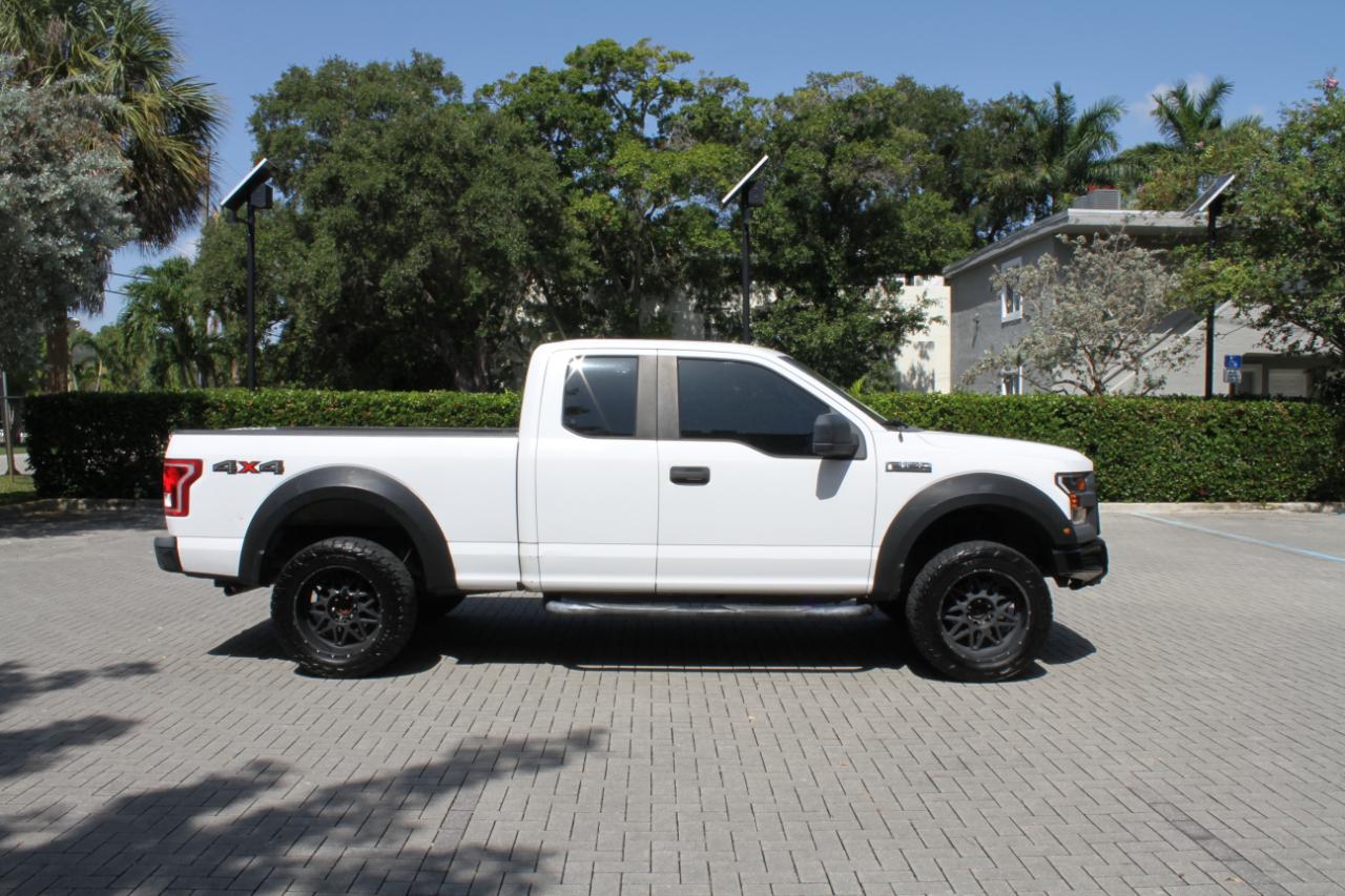 Ford F-150 Lariat SuperCab 8-ft. 4WD 2016