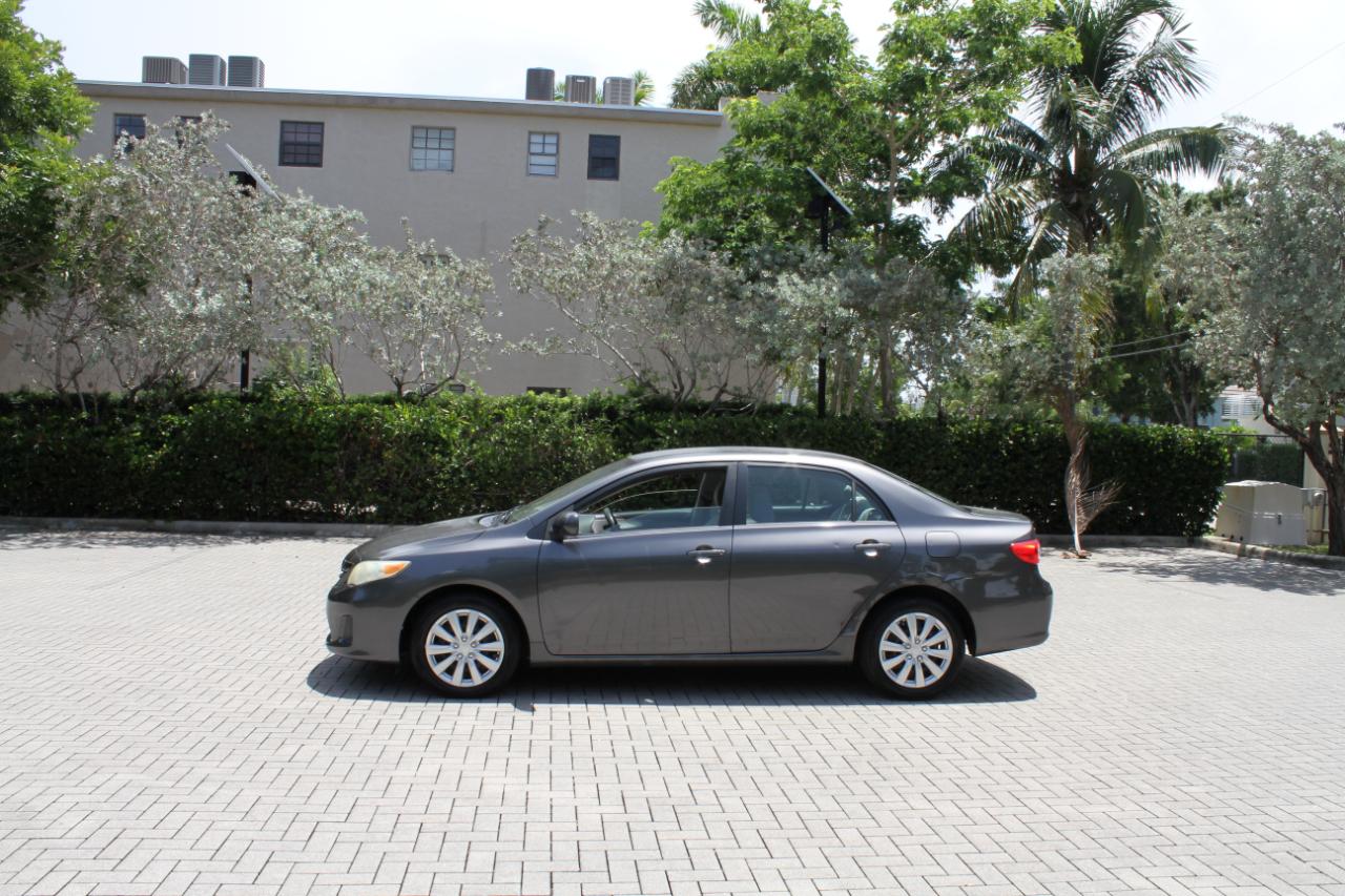 Toyota Corolla S 2013