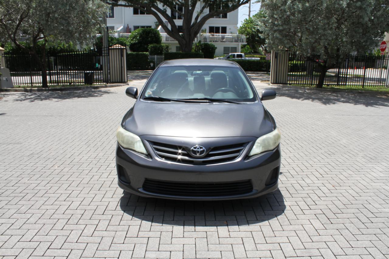 Toyota Corolla S 2013