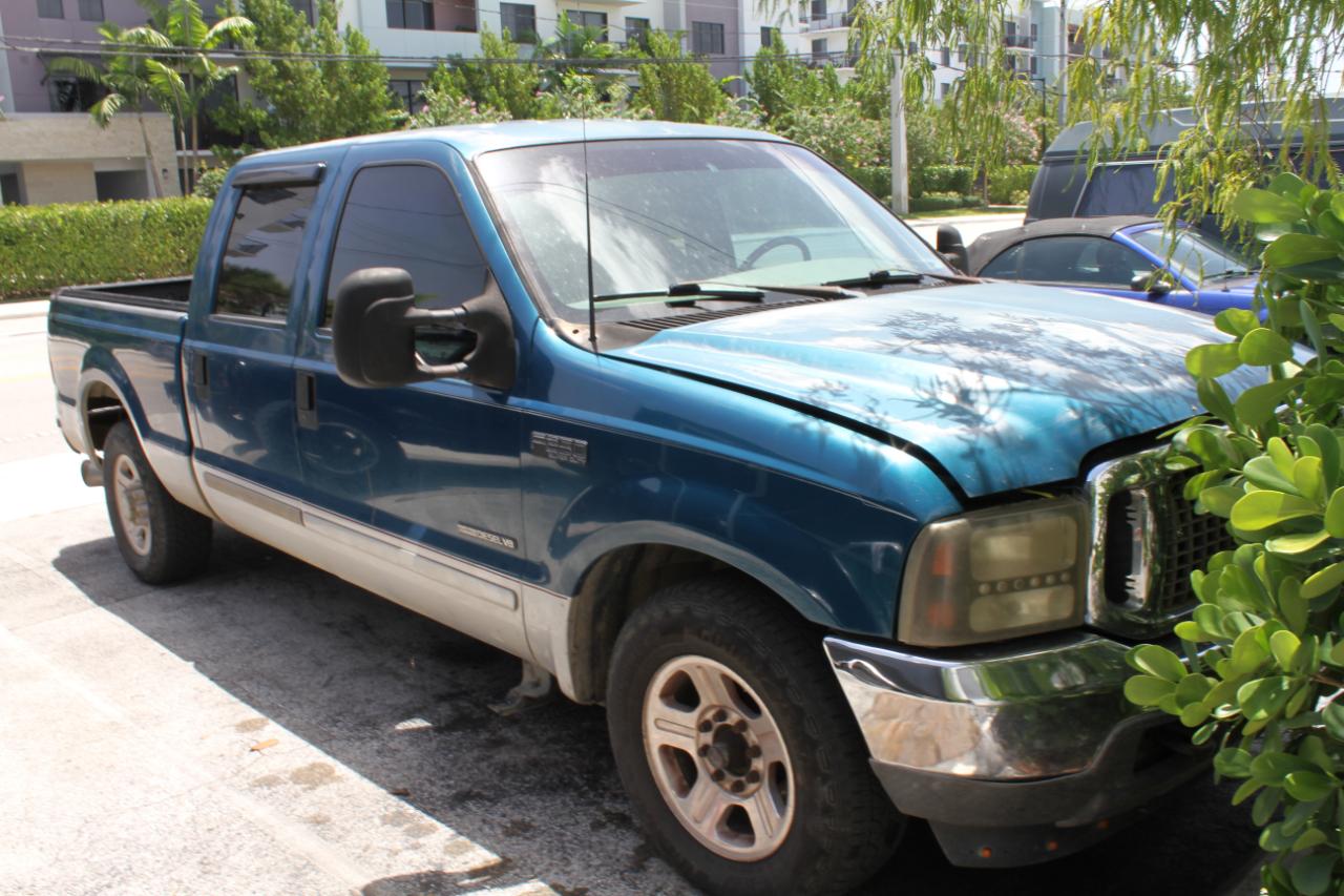 Ford F-250 SD XL Crew Cab Short Bed 2WD 2001