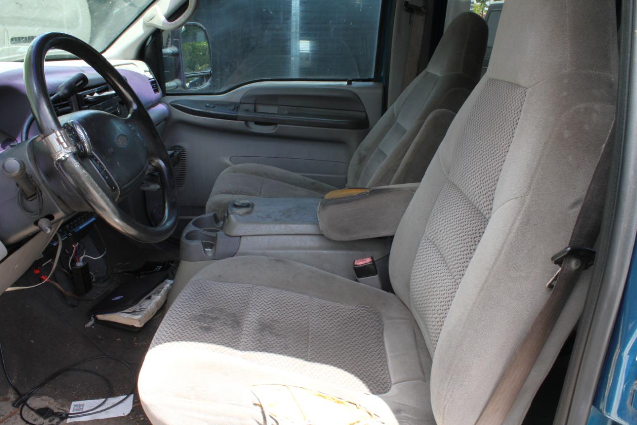 Ford F-250 SD XL Crew Cab Short Bed 2WD 2001