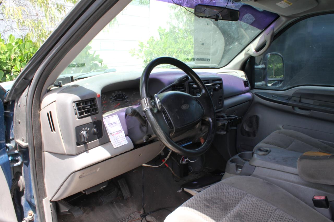 Ford F-250 SD XL Crew Cab Short Bed 2WD 2001