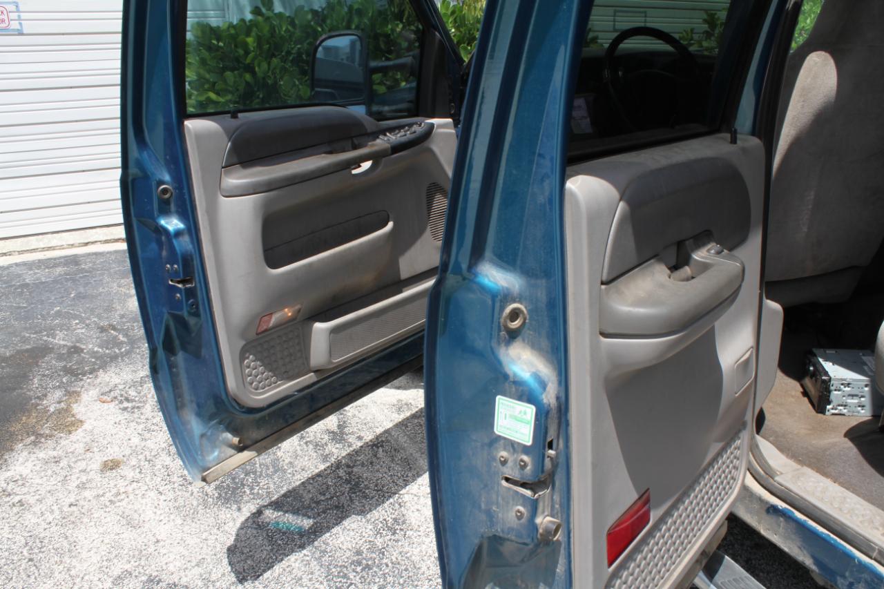 Ford F-250 SD XL Crew Cab Short Bed 2WD 2001