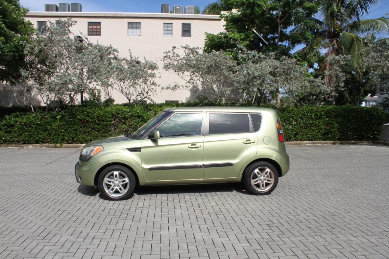 Kia Soul + 2011