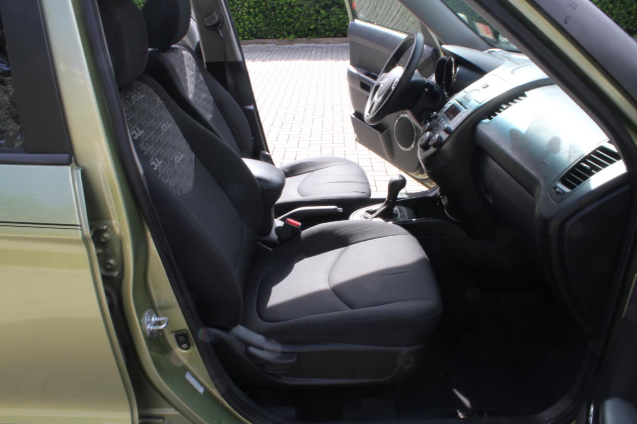 Kia Soul + 2011