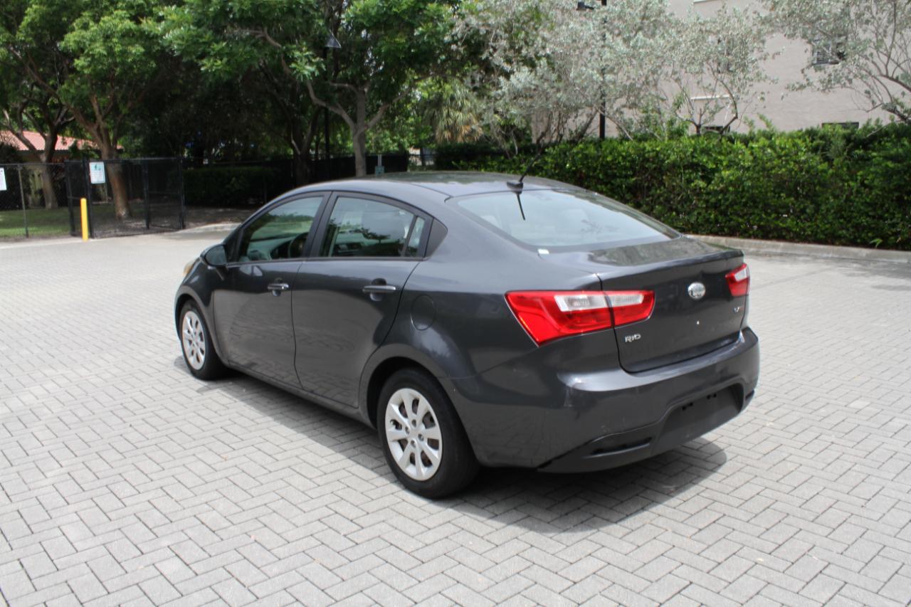 Kia Rio EX 2013
