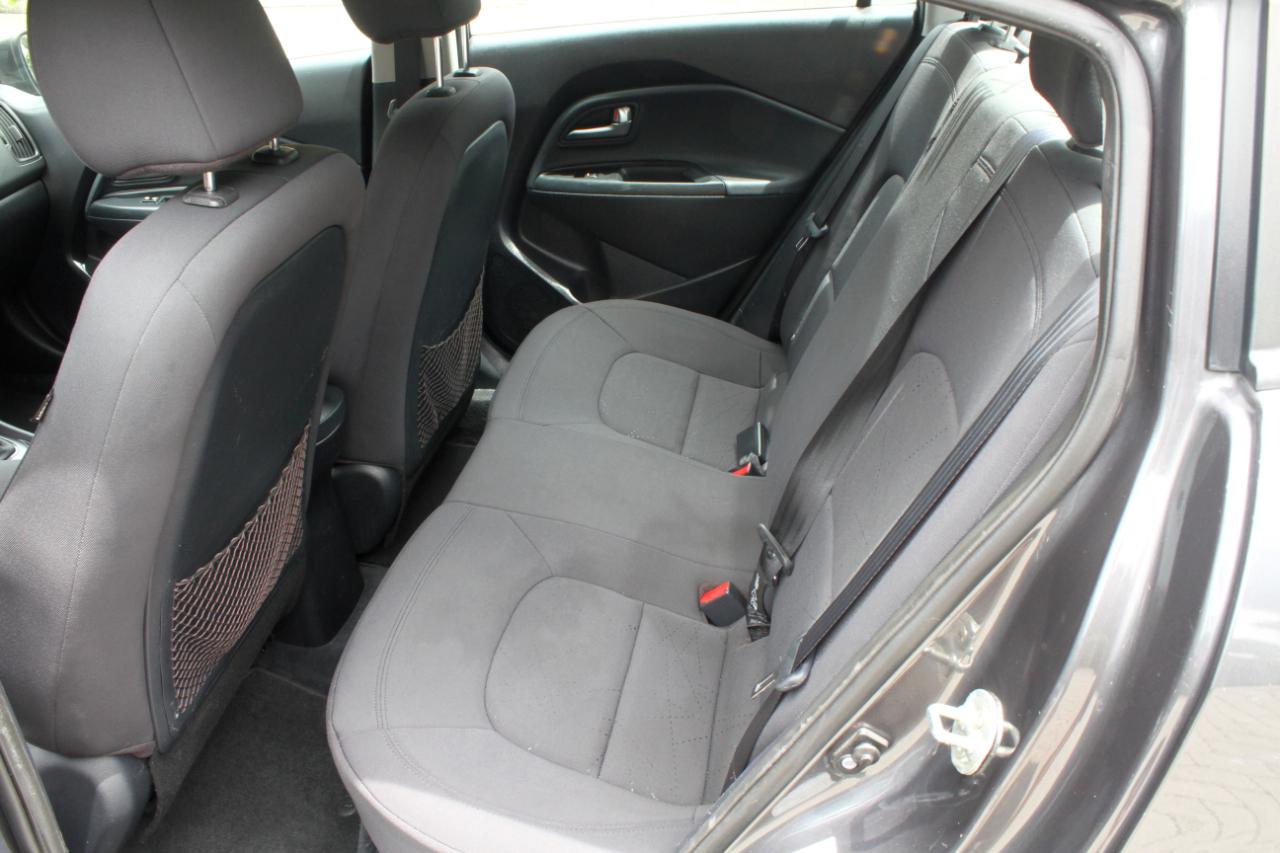 Kia Rio EX 2013