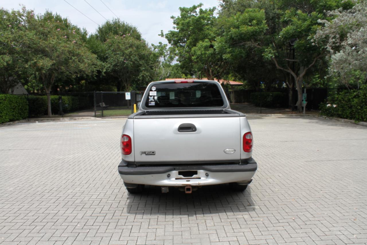 Ford F-150 XL SuperCab Flareside 2WD 2002