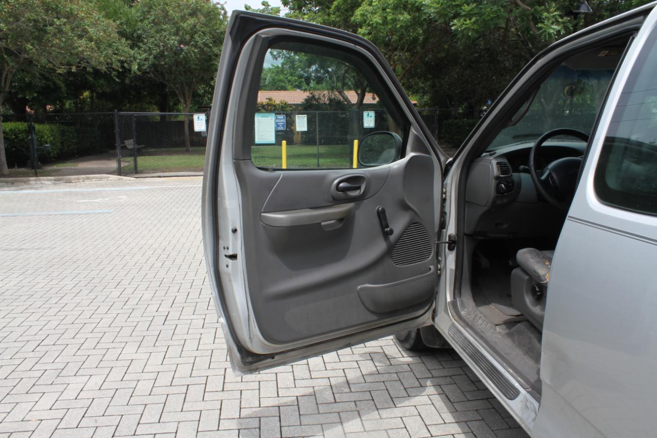Ford F-150 XL SuperCab Flareside 2WD 2002